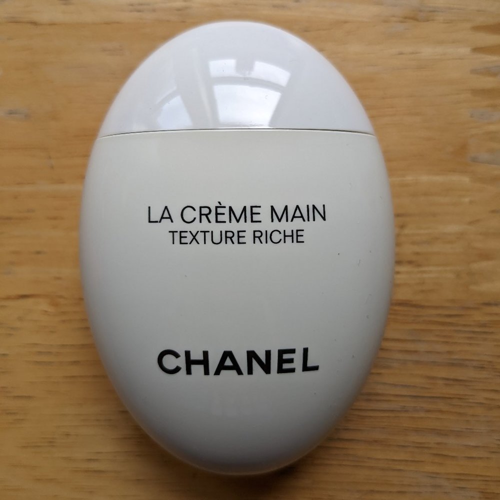 Chanel La Crème Main